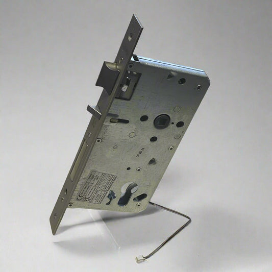 Salto LE8P12 escape sashlock, square forend